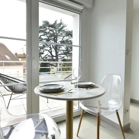 Proche Paris/orly/gare/a6 Appartement *